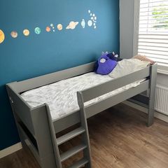 Grey Mid Sleeper