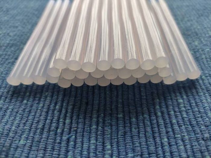 Glue Sticks  32 Pc