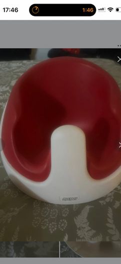 Mamas & Papas sit-up support seat with removable activity tray/table, perfect for helping babies sit up and play.
