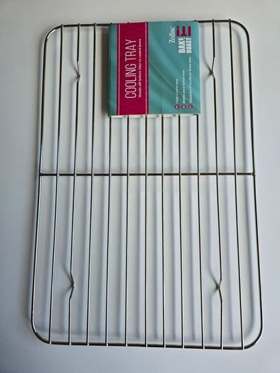 Brand new Zodiac cooling tray  baking rack. unused and still with original label. Size: 46 cm  30.5 cm (approx. 18  12. Ideal for cooling cakes, bread, pastries or roasting.