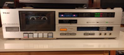 TEAC V-330 Stereo Cassette Deck