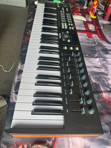 Arturia KeyLab Essential 61 MK3 MIDI Keyboard