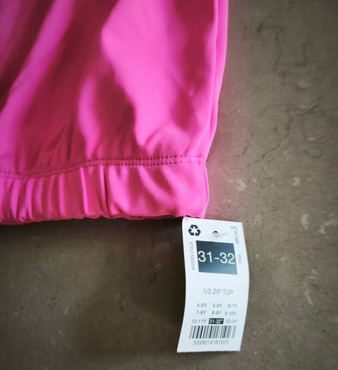 Girls Top and silver leggings