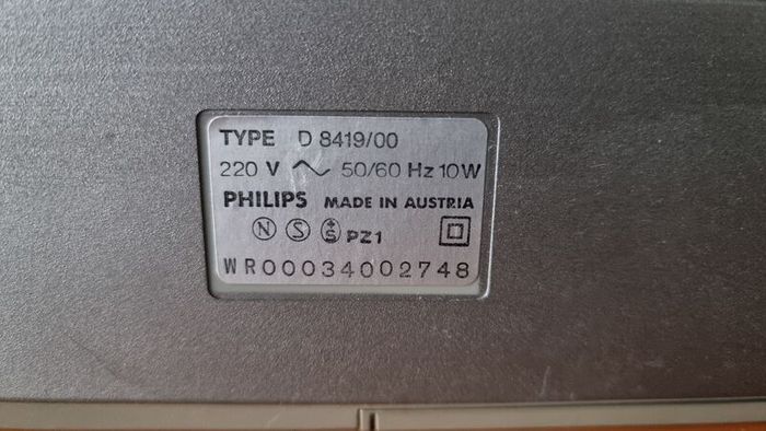 Vintage Philips Spatial stereo Radio D8419/00, works perfect.