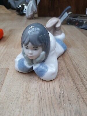 Lladro Nao - "Eskimo Boy"