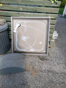 Shower tray