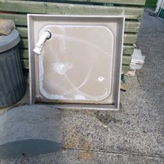Shower tray