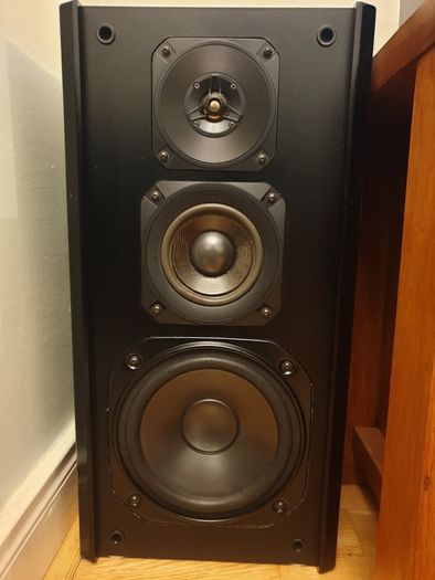 Onkyo TX-NR3009 With Onkyo speakers and speakers stands