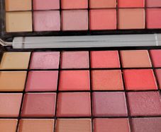 Eye Shadow Palette