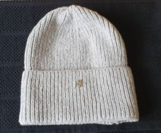 New - A Lovely Adult Grey Knit Hat - Tagged One Size