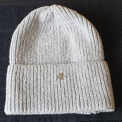 New - A Lovely Adult Grey Knit Hat - Tagged One Size