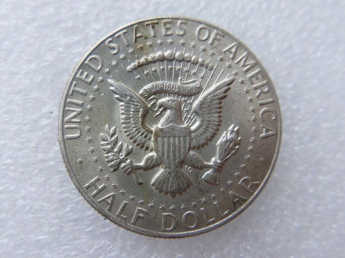 1969 Kennedy Half Dollar 40% Silver