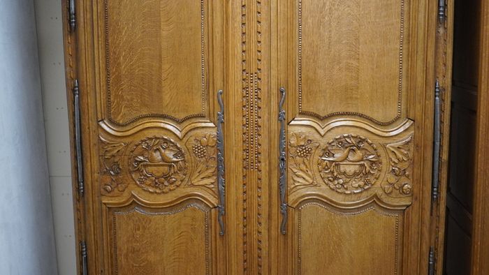 Antique French Oak Armoire / Wardrobe