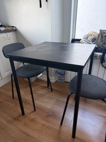 table + 2 chairs