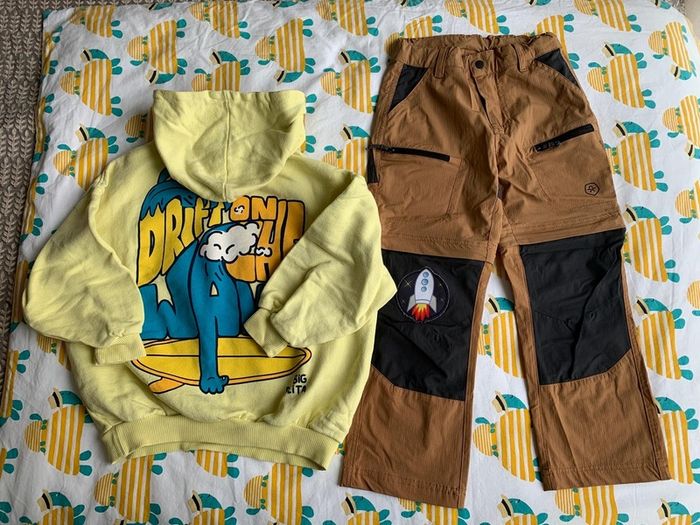Boys clothing & footwear bundle (size 110/116 aprox. 4-5 years)