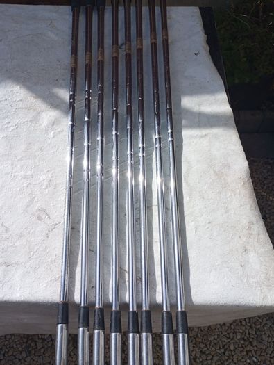 Lynx golf irons. Right handed clubs.