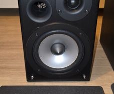 Hitachi AX-M76 Bookshelf Speakers - Pair - 4 OHM