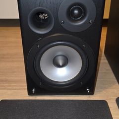 Hitachi AX-M76 Bookshelf Speakers - Pair - 4 OHM