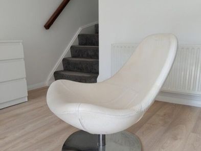White Leather Tirup Swivel Chair Designed By Carl Ojerstam Timeless ...