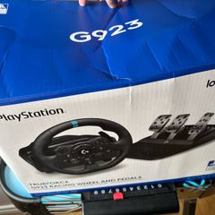 Logitech G923 steering wheel and pedals