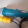 Makita DA3000R 10mm Angle Drill 110v Image 4