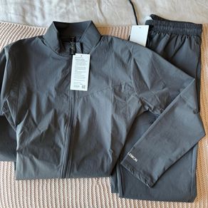 Lululemon man set