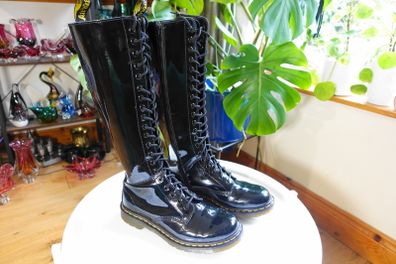 Dr Martens 1B60 Patent Leather  Knee High Boot