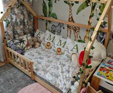 Floor bed