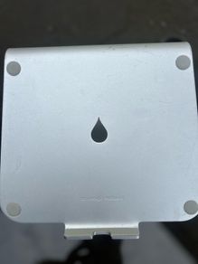 macbook stand