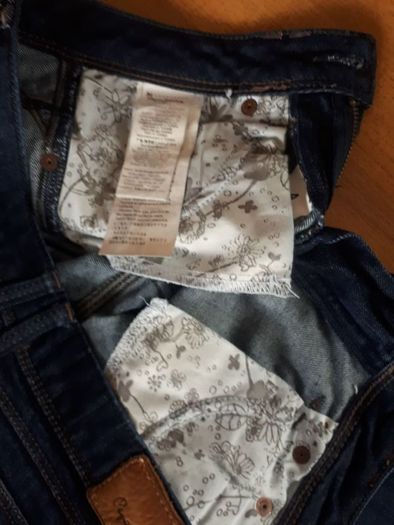 Pepe Jeans - slim fit, low waist