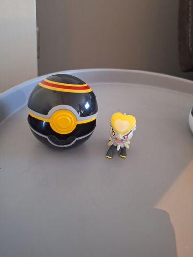 pokemon balls