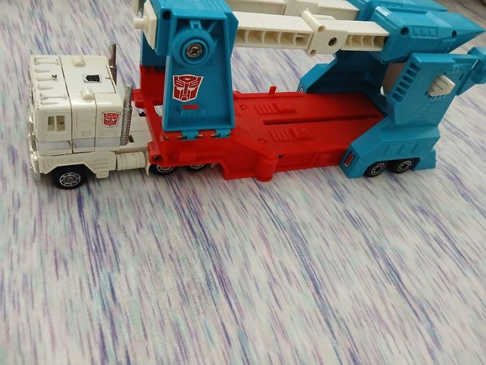 Transformer Ultramagnus G1