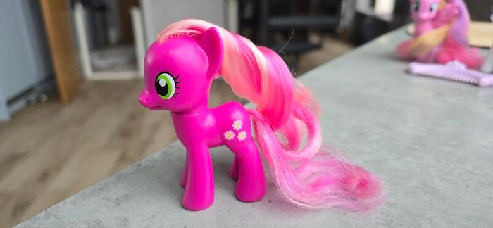 Cheerilee Brushable 3inch MLP G4 My Little Pony 2010