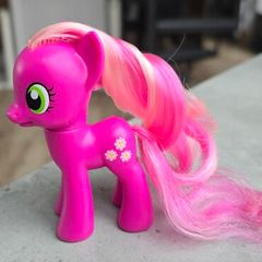 Cheerilee Brushable 3inch MLP G4 My Little Pony 2010
