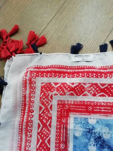 Rock scarf