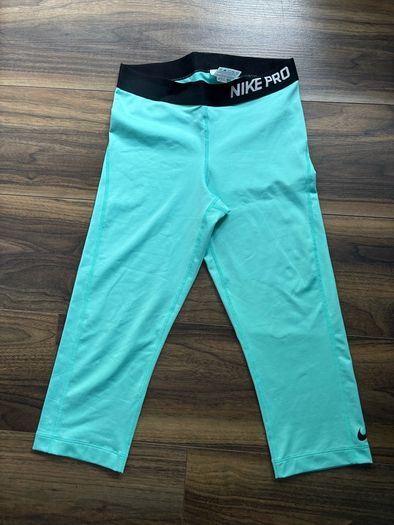 Nike Pro