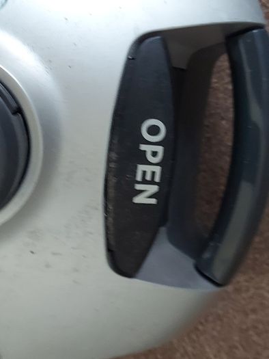 HOOVER Enigma Vacuum Cleaner Model No. TE70, Great suction and in excellent condition