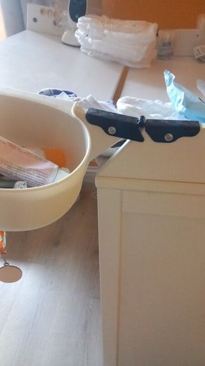 Sundvik IKEA changing table