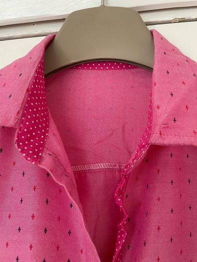 Ladies Blouse Size 18 Designer