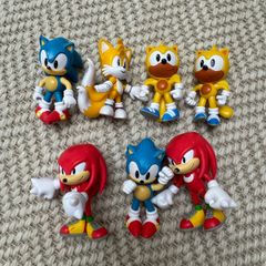 Sonic figures (7)