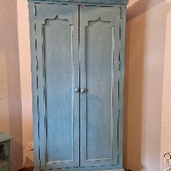 Bedroom furniture set
