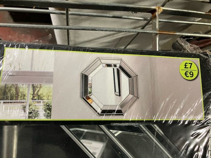 wall mirror