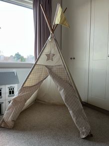 Cream and gingham teepee tent