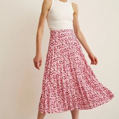 Pleated skirt