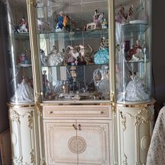 Italian Leonardo Furniture