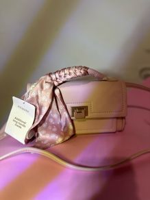 pink purse