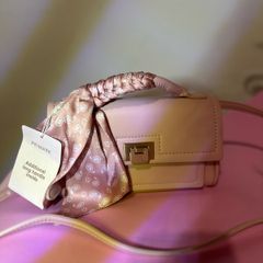 pink purse