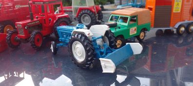 britains ford 5000
