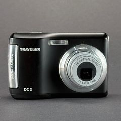 Traveller DC X digital camera