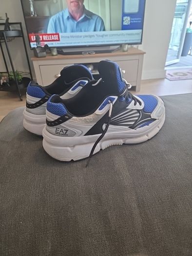 mens trainers (UK 12)